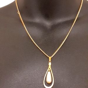 Pearl Drop Necklace